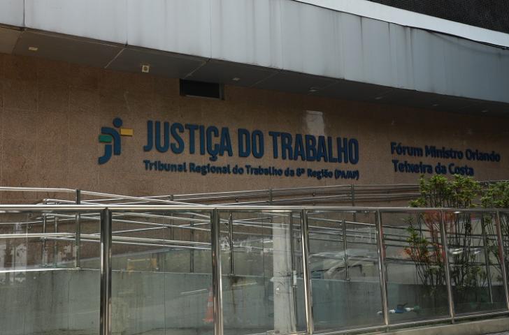 Terceiro Leilão da Justiça do Trabalho da 8ª Região arrecada mais de 6 milhões de reais episode artwork